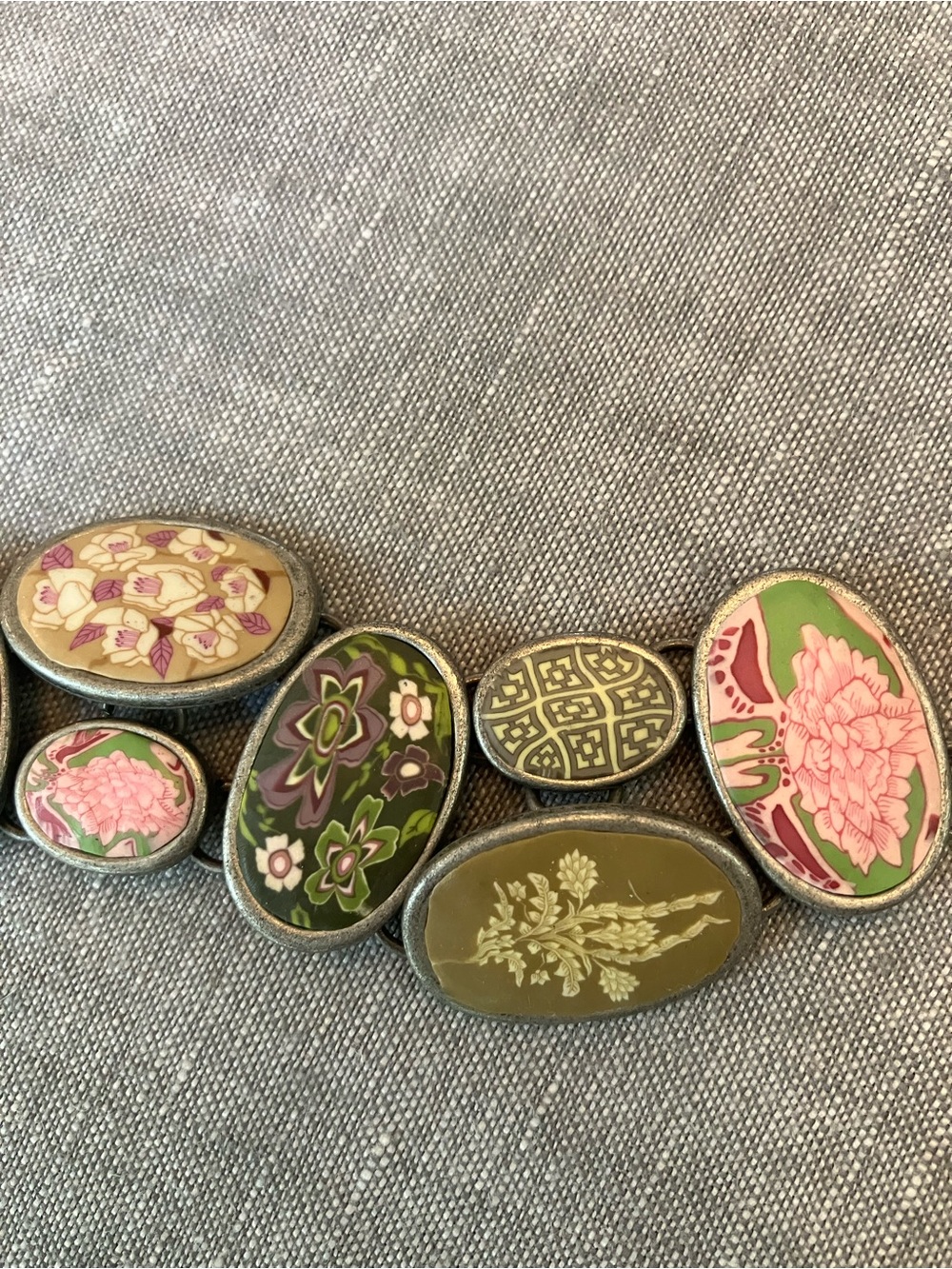 Jilzarah bracelet with handmade clay medallions - Picture 4 of 5